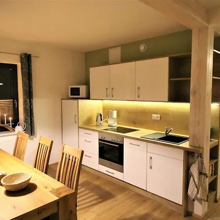 Apartment Moderne, Niveauvoll Eingerichtete Im Erzgebirge Mit Wohlfuehlgarantie *