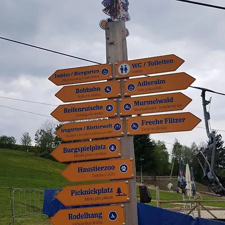 Moderne, Niveauvoll Eingerichtete Apartament *