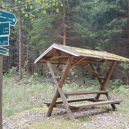 Moderne, Niveauvoll Eingerichtete * Eibenstock